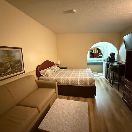 Centre Suite Inns Motel Bonnyville Εξωτερικό φωτογραφία
