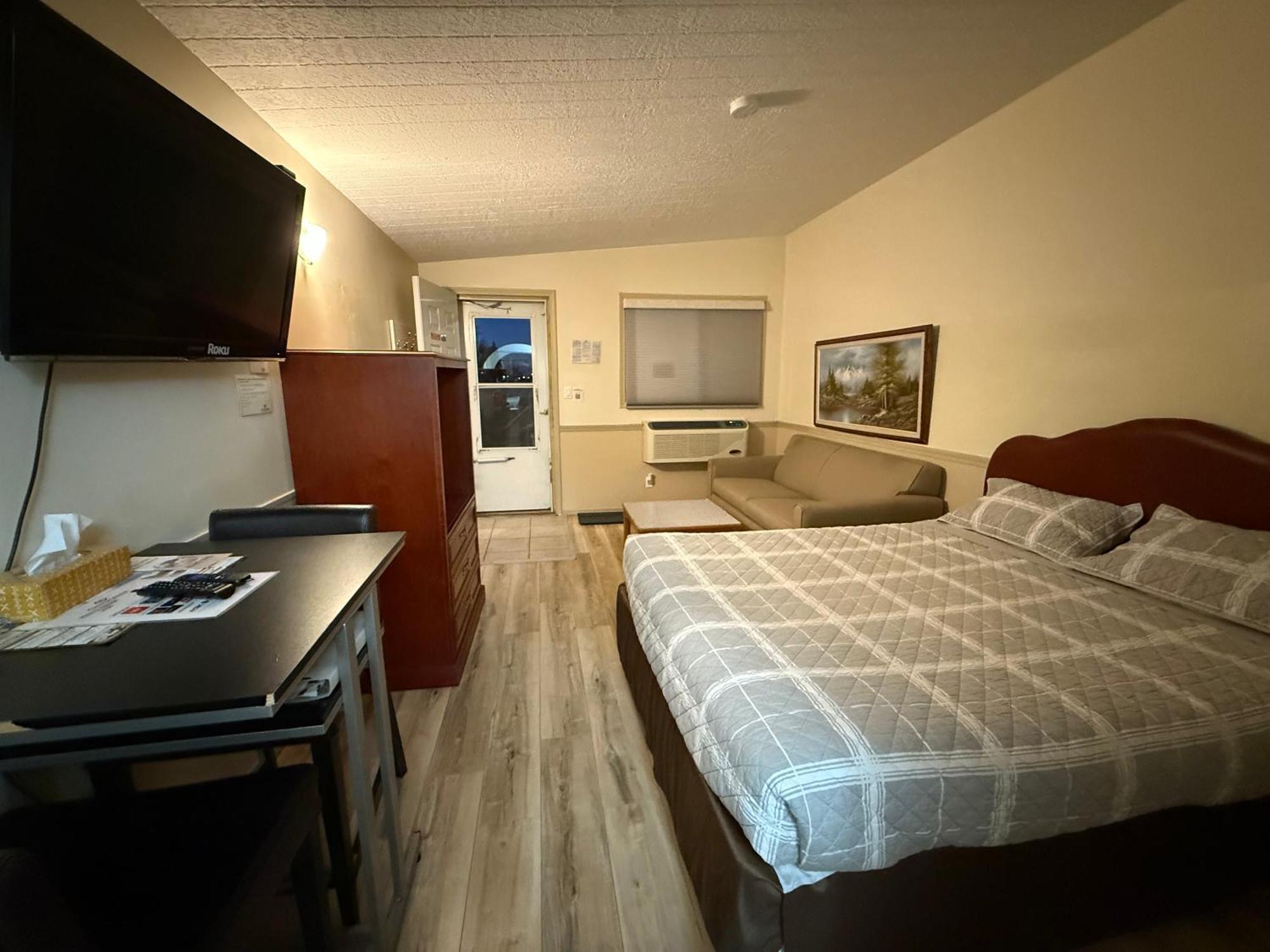 Centre Suite Inns Motel Bonnyville Εξωτερικό φωτογραφία