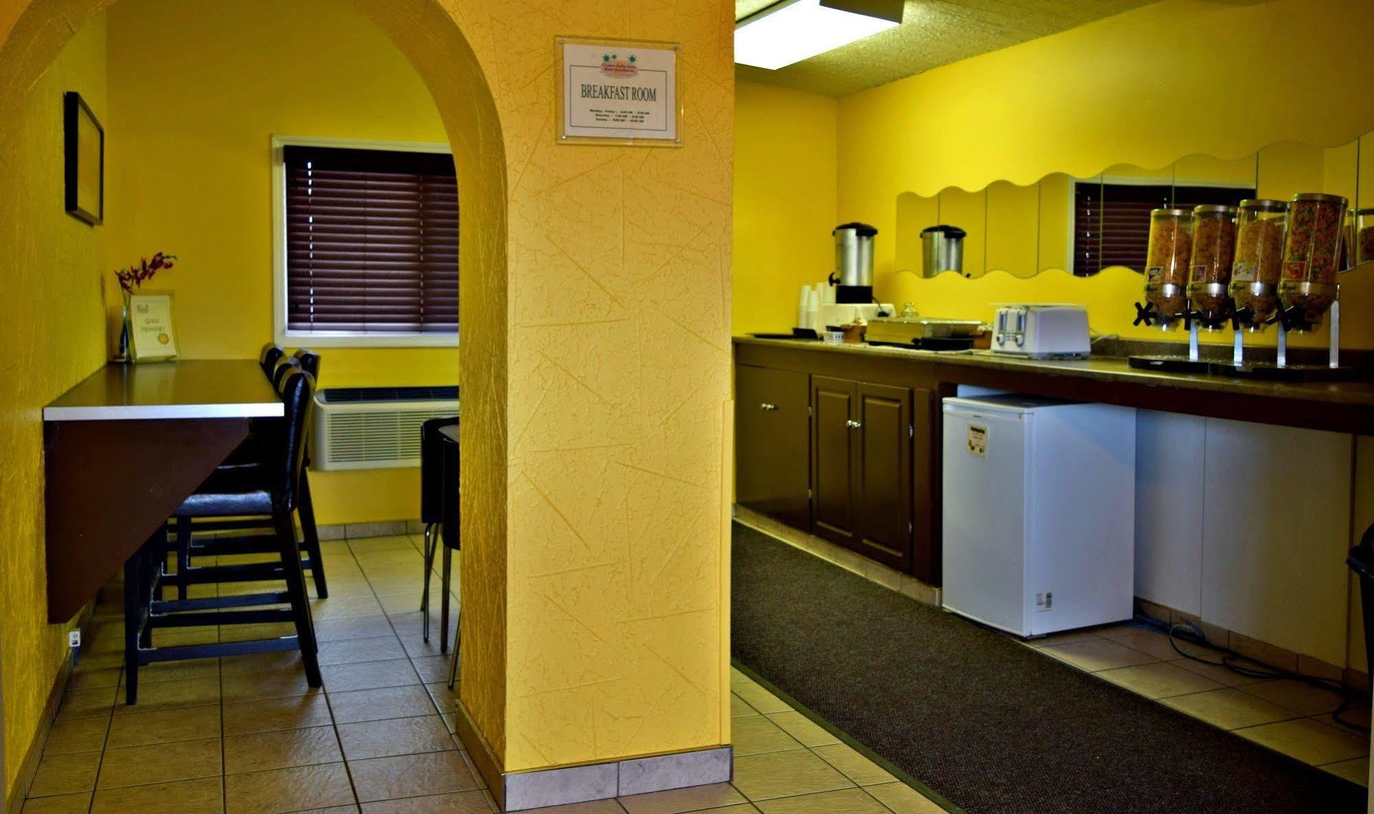 Centre Suite Inns Motel Bonnyville Εξωτερικό φωτογραφία